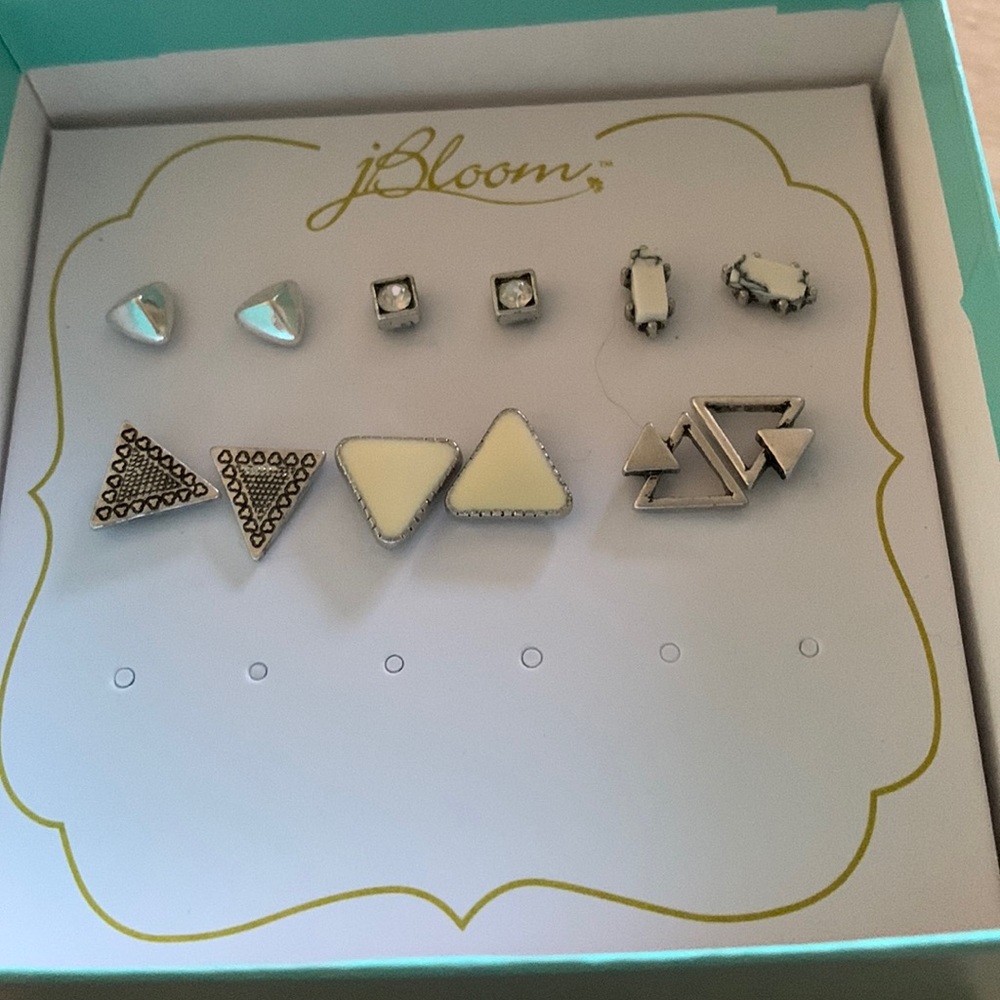 6 set’s earrings